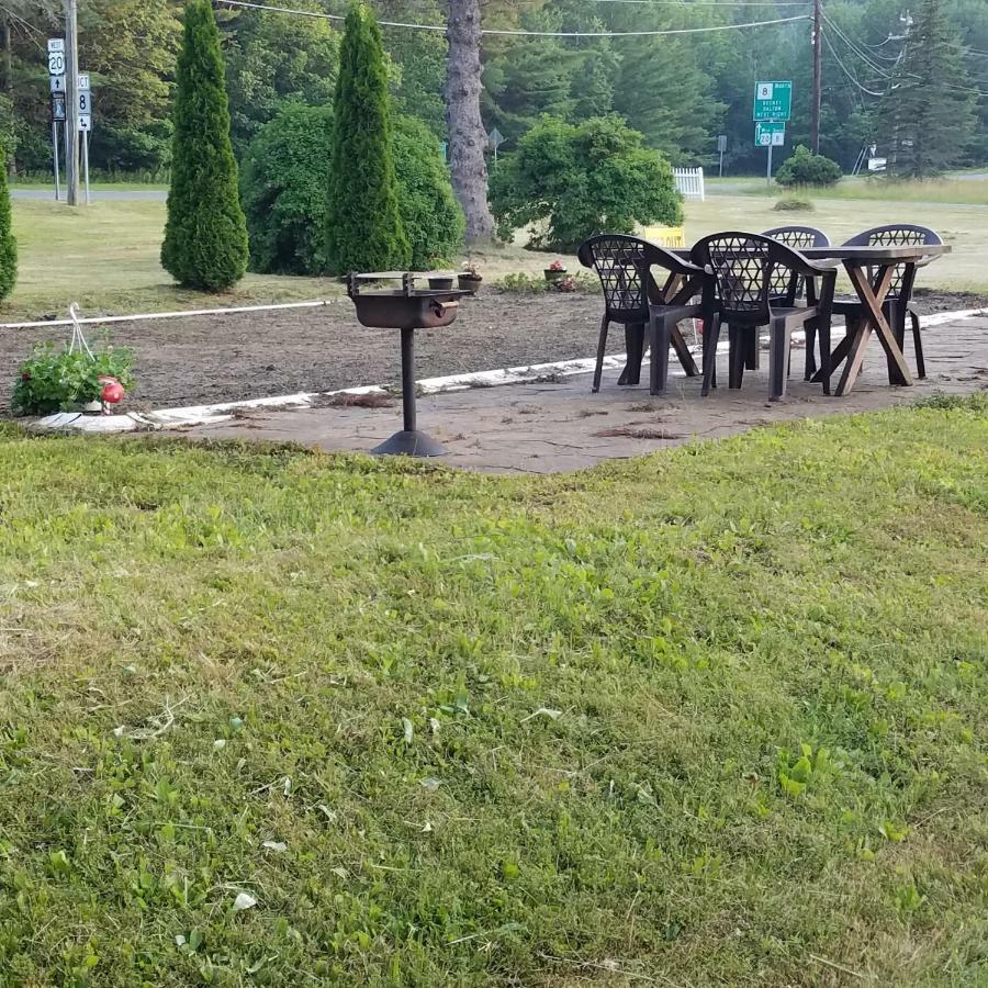The Becket Motel Экстерьер фото